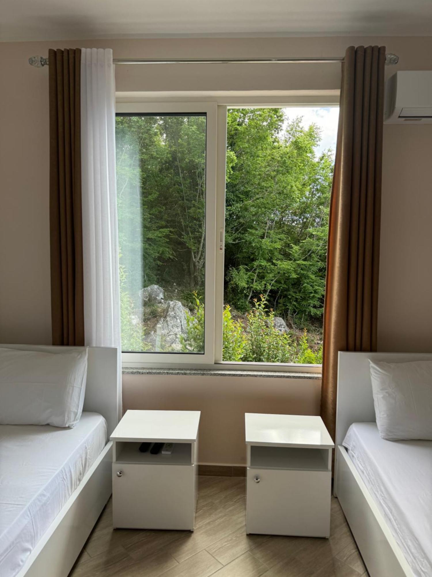 Vila Horizont Baks-Rrjoll Dış mekan fotoğraf