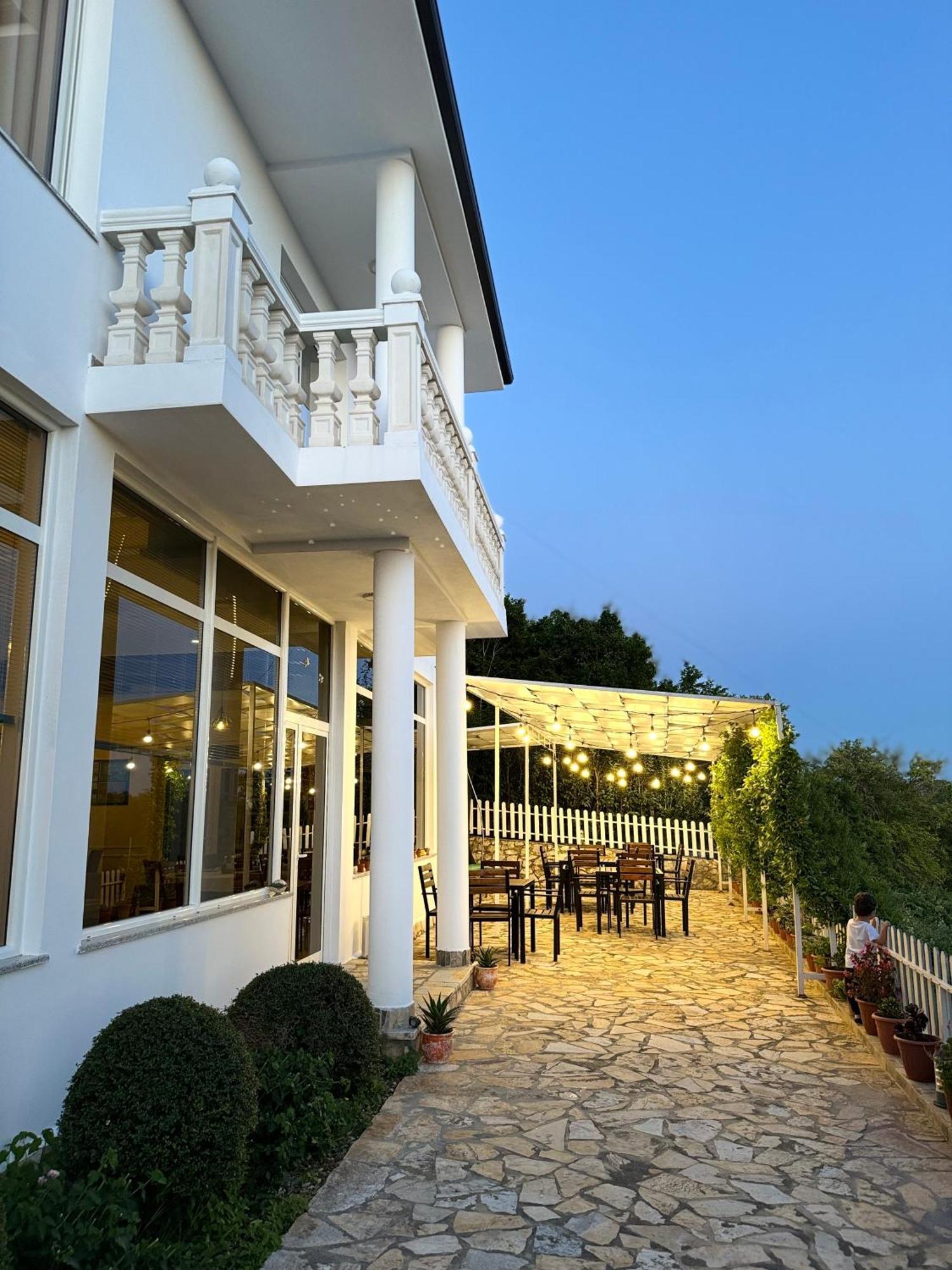 Vila Horizont Baks-Rrjoll Dış mekan fotoğraf